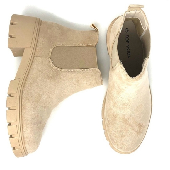 TOP Moda Shoes - Top Moda Suede Chunky Sole Boots Womens 10 Beige Fall Combat